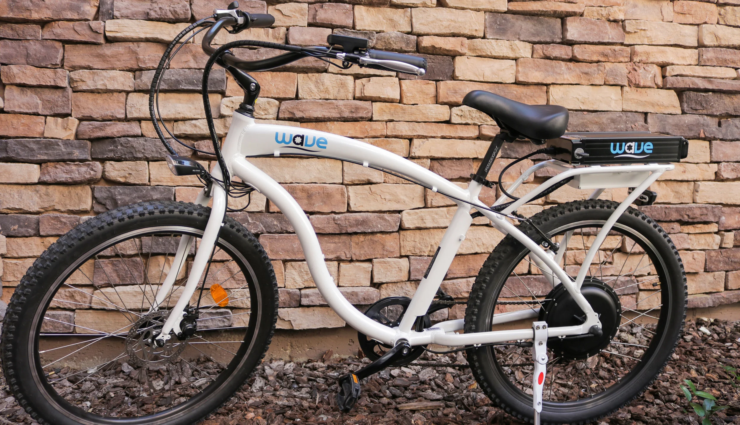 Wave 2 0 Electric Bike Review Affordable Cruiser With Speed And Power Electrified Reviews