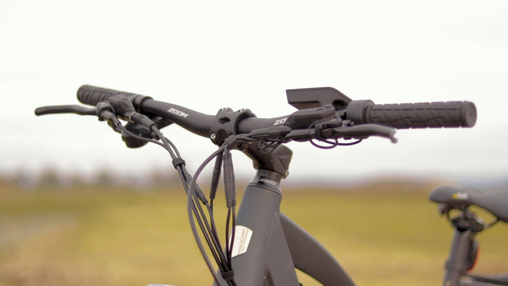 electrified-reviews-eunorau-fat-hd-electric-bike-review-2020-handlebars.jpg electrified-reviews-eunorau-fat-hd-electric-bike-review-2020-handlebars.jpg