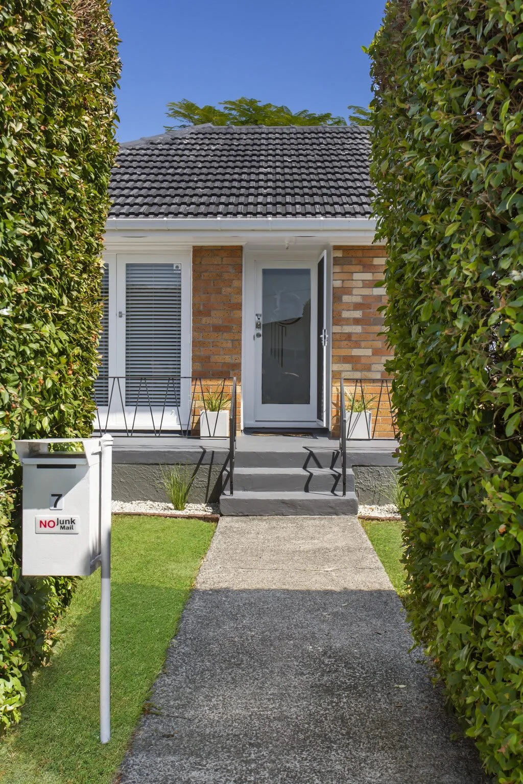 Entrance Way to Waterview Unit