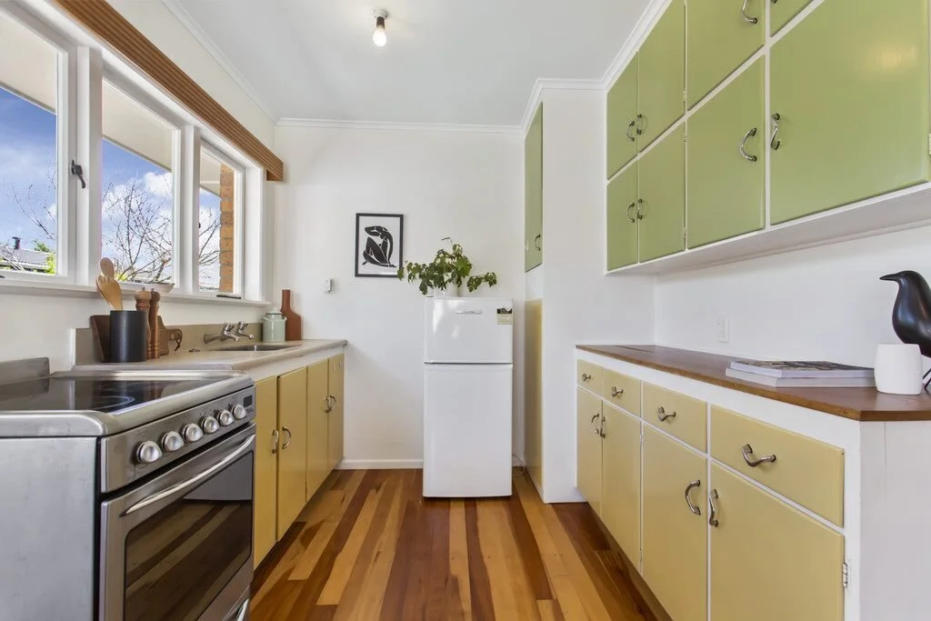 Small Kitchen - Unit