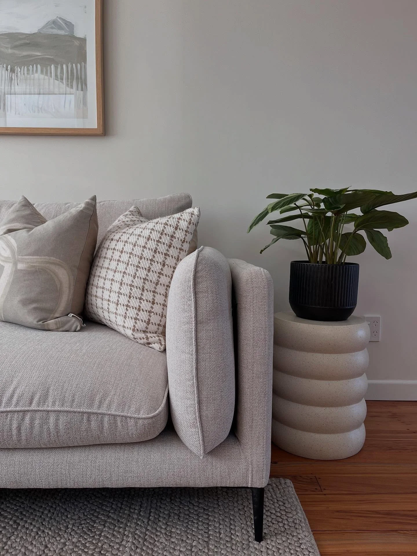 Flip side :) 
.
.
#finer #finerthings #finerdetails #homestaging #finerhomestaging #homestagingauckland