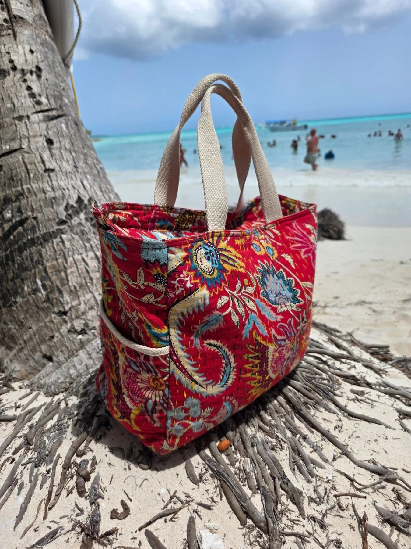 fairtrade-red-kantha-large-handbag.jpg
