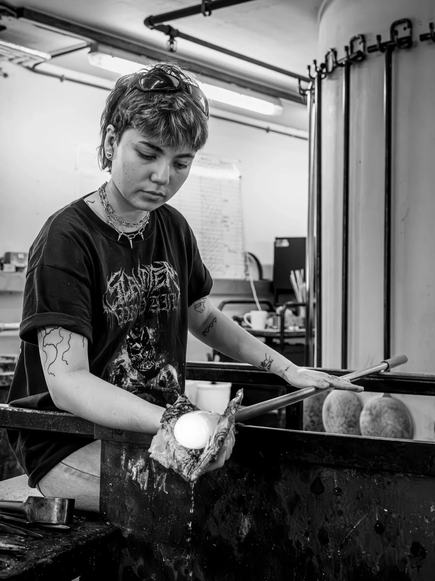 Sharing portraits by Claire Louise @clairelouisephotographyuk&hellip;
this is Hannah Masi @Dopamine.Glassworks

✨ Meet Claire Louise @ClaireLouisePhotographyUK ✨

&ldquo;Claire Louise is a photographer with 20 years experience under her belt, current