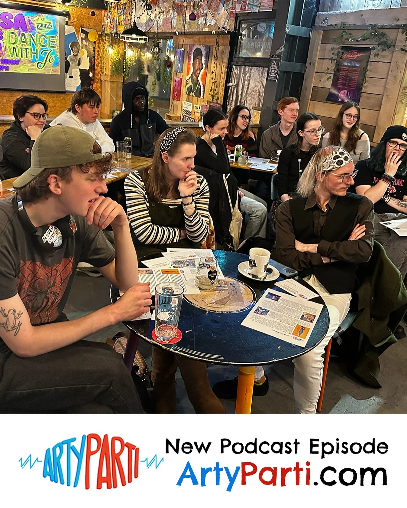 A new episode of the #ArtyParti #podcast is now available to enjoy - use the link in our bio, or listen wherever you get your podcasts 🎨🎉🎙️

This episode is a panel discussion with a live audience, held at Diego&rsquo;s Joint @diegosjoint in #Sund
