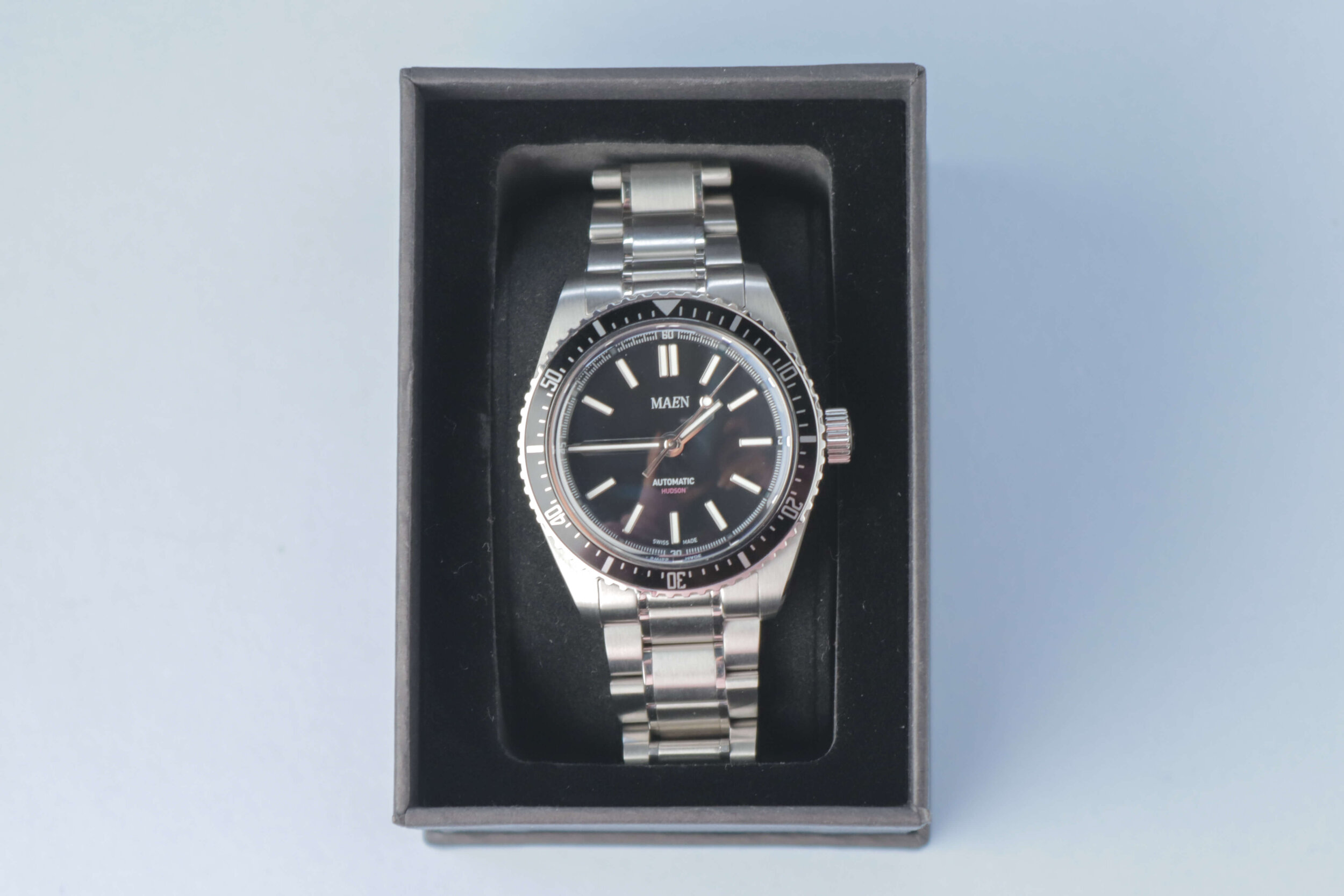 Maen Hudson MKIII 38 Review - We Need More Dive Watches Like This 