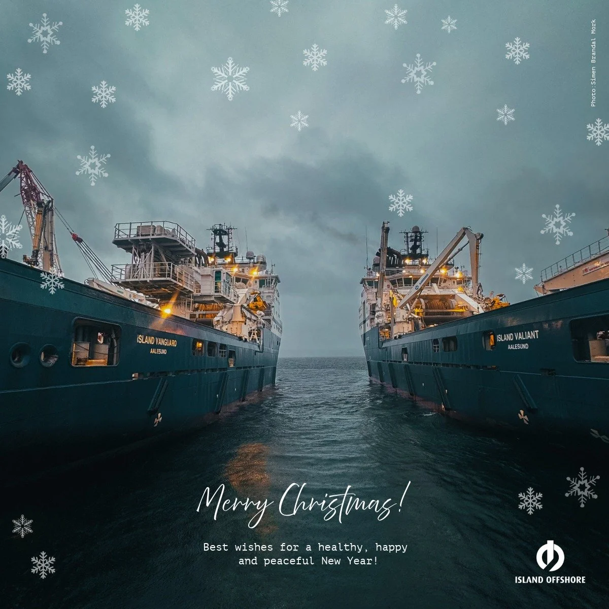 ✨Med ynskje om ei GOD JUL fr&aring; Island Offshore!✨