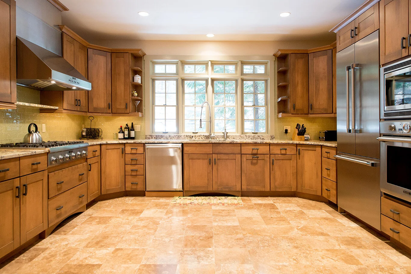 Lodge in Kenoza Lake Estates