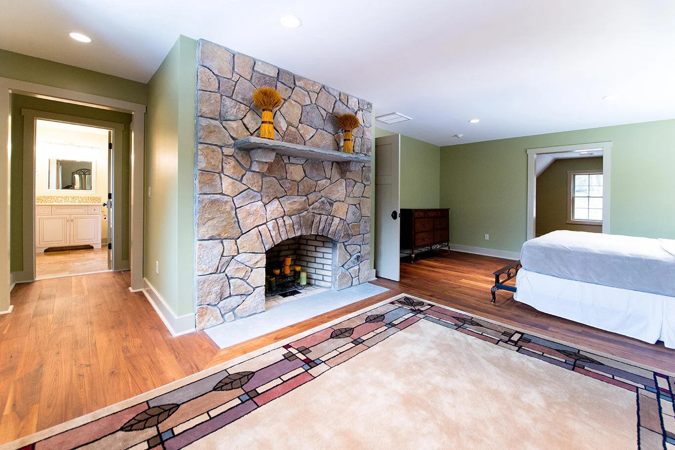 Lodge in Kenoza Lake Estates