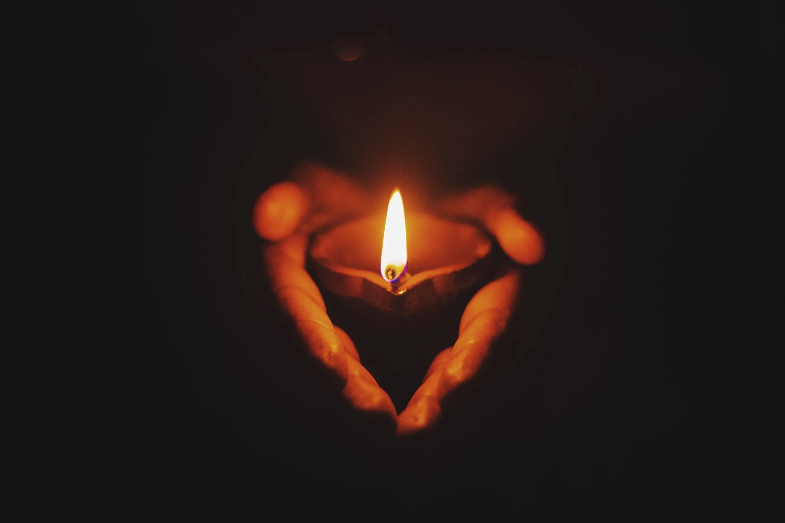 Let There Be Light | להפיץ את האור