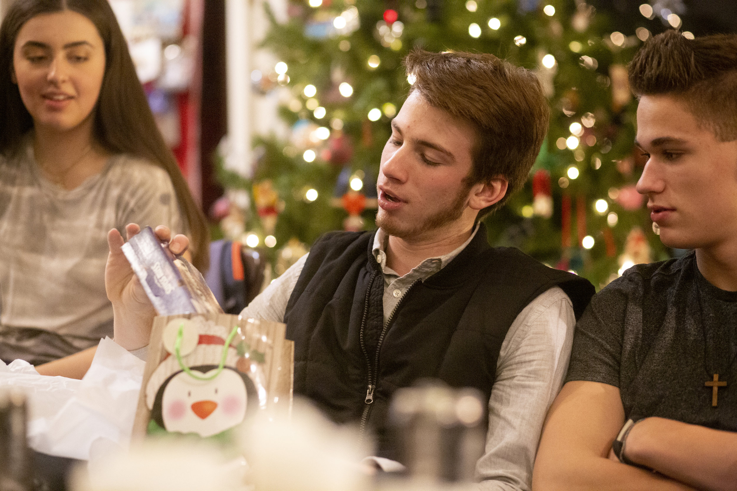 HS Christmas Party 16.JPG