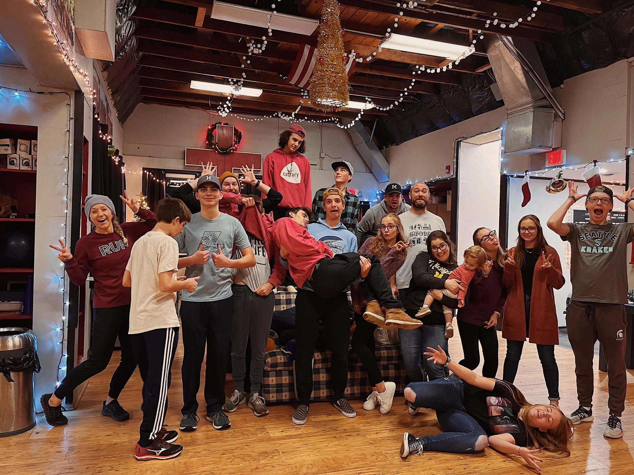 Barn Decorating - Christmas