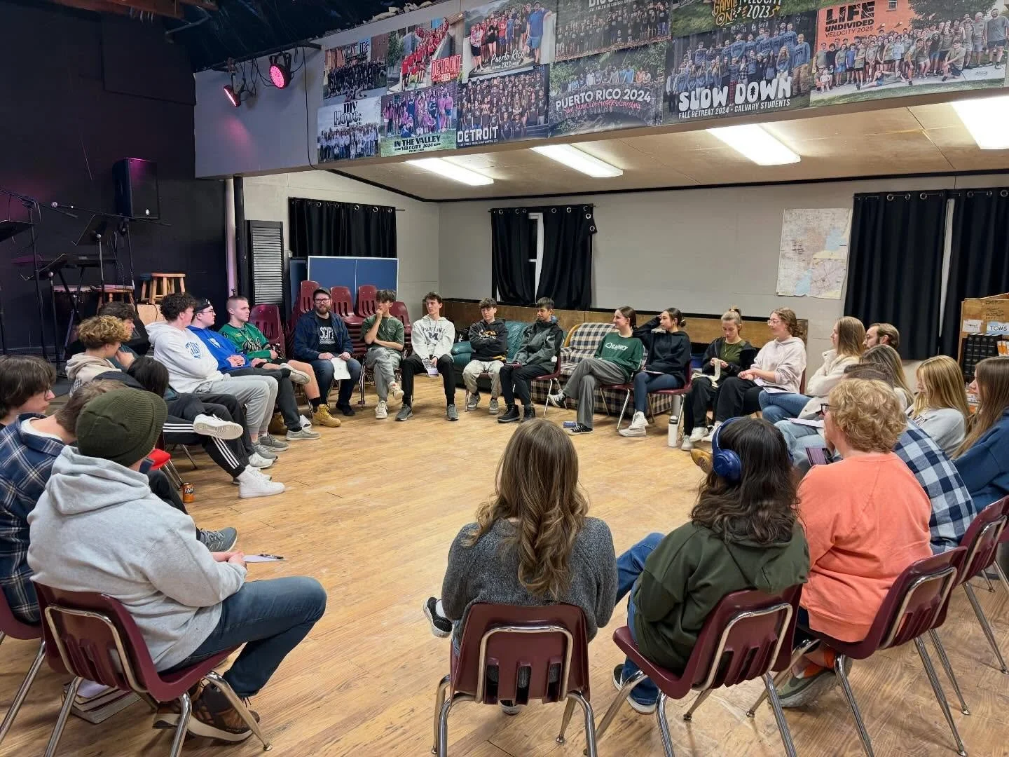 What did we teach last night? How to Read the New Testament Letters

Key Passages: Romans 12:1&ndash;2, Ephesians 4:1&ndash;6

Overview:
The letters (or epistles) were written by apostles like Paul, Peter, and John to churches and followers of Jesus.