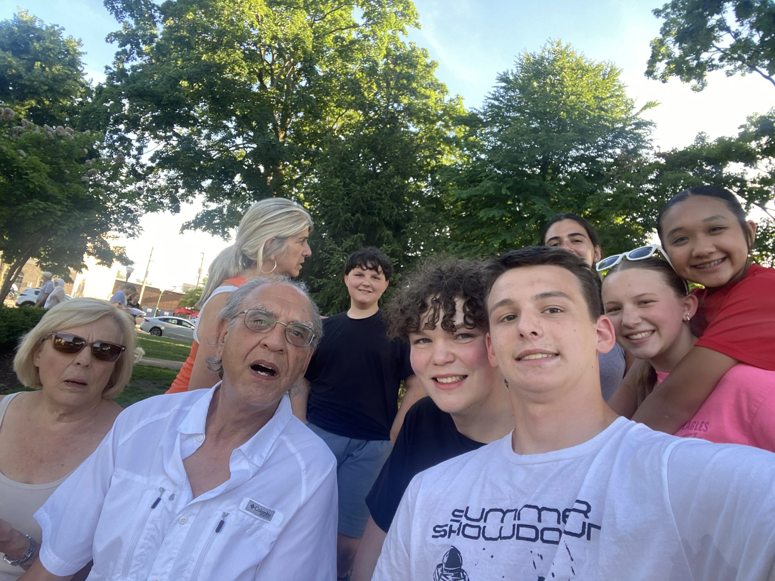 Green-Squad_SELFIE-WITH-A-STRANGER_approved-10pts.jpg