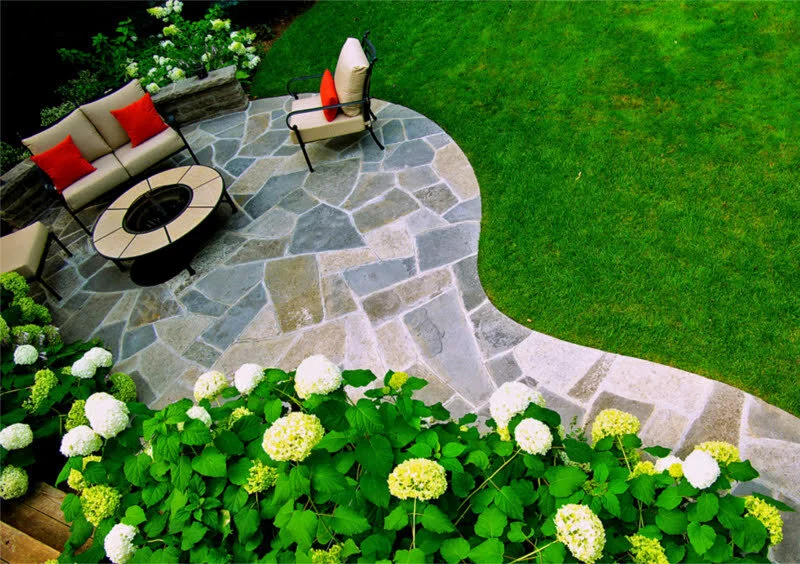 Trendy Backyard Thumbnail.jpg