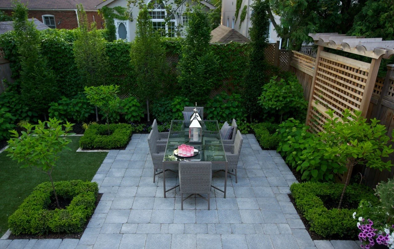 Downtown Courtyard 1-Fullview.jpg