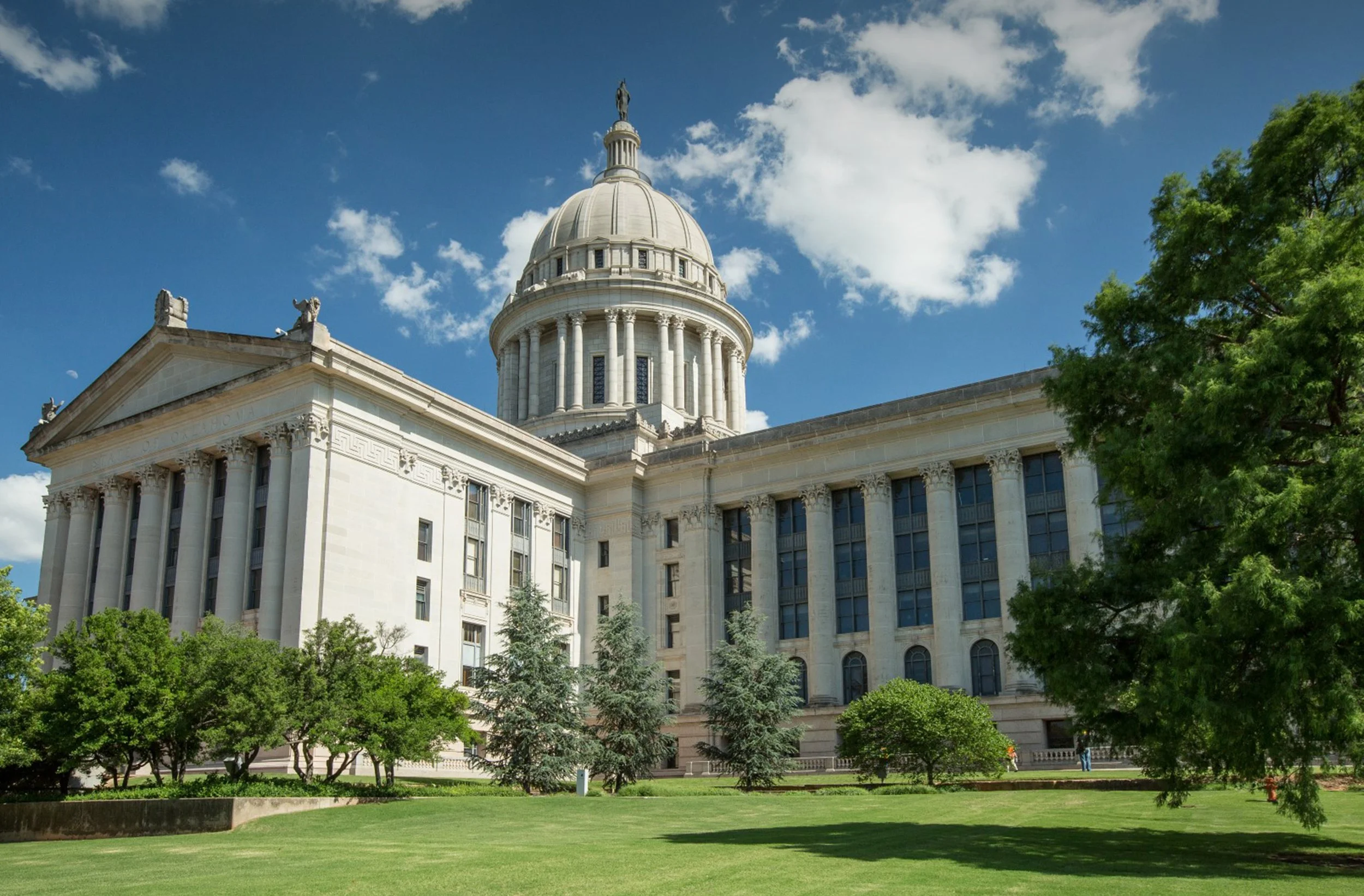 State Capitol w Gradient.jpg