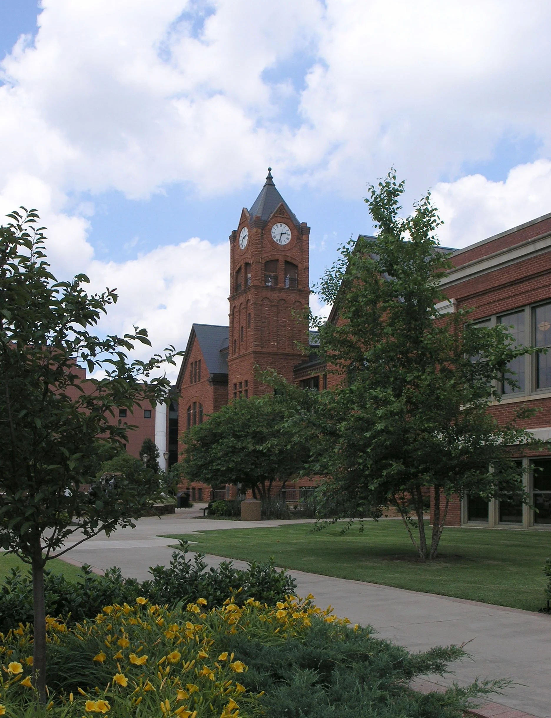 Edmond Approves Plan to Reimagine Blocks Near UCO Redevelop Similar to OU's Campus Corner