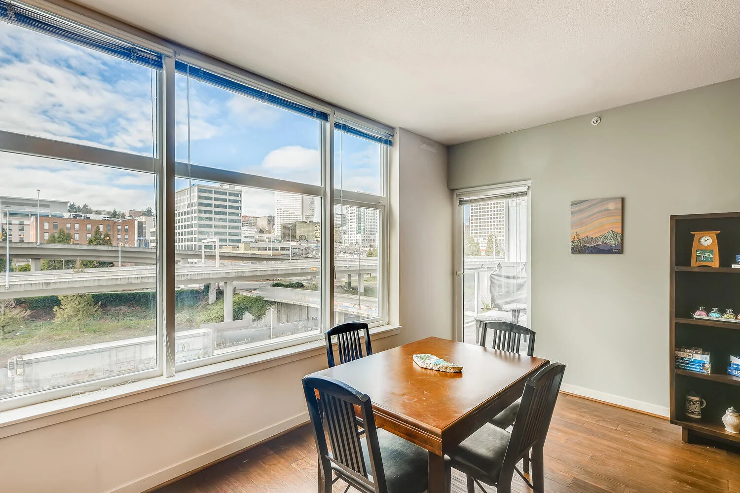 1515 Dock Street Tacoma WA-large-013-013-Breakfast Area-1500x1000-72dpi.jpg