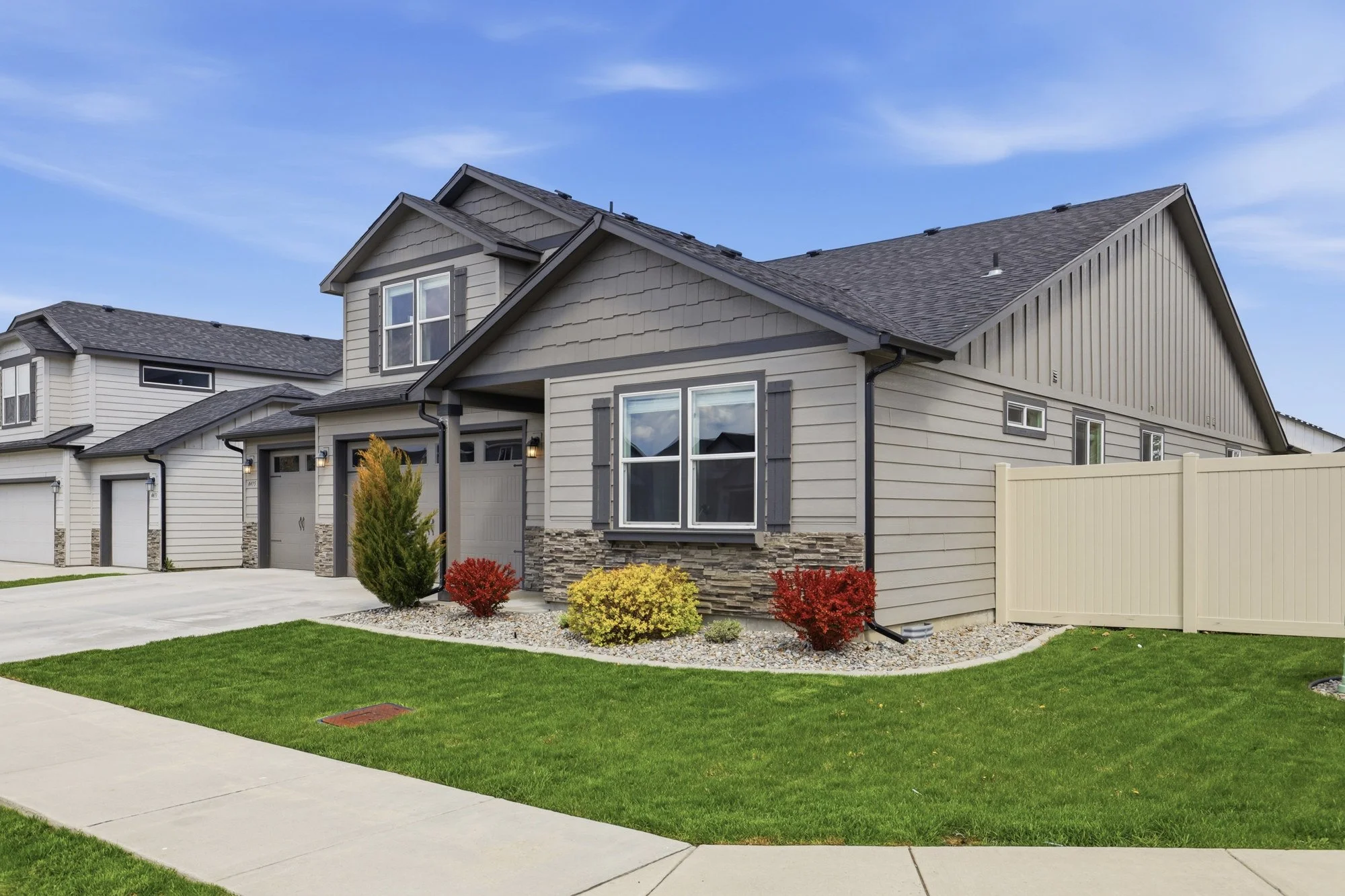 2_4495 may ella loop.jpg