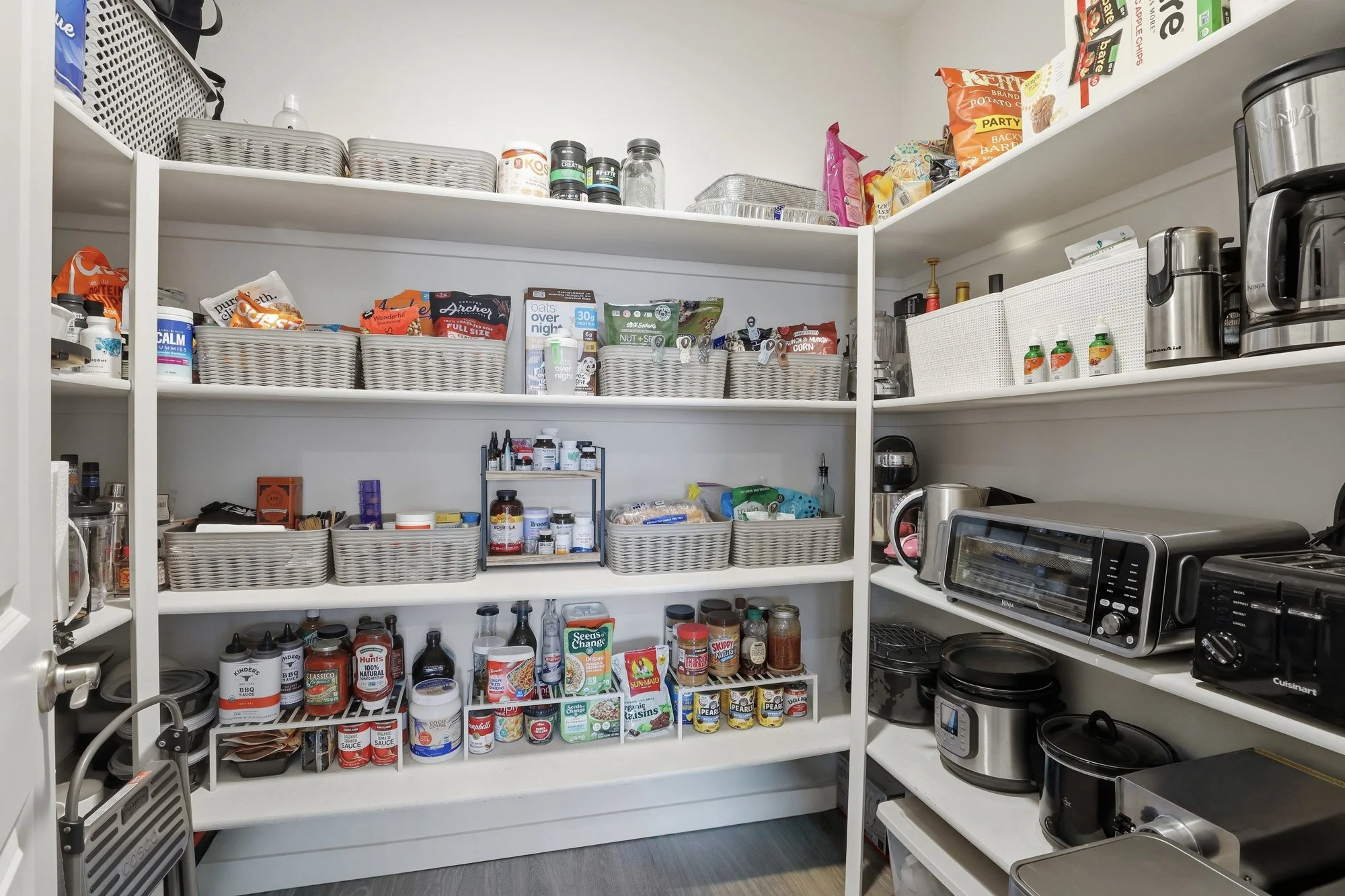 17_4495 may ella loop.jpg