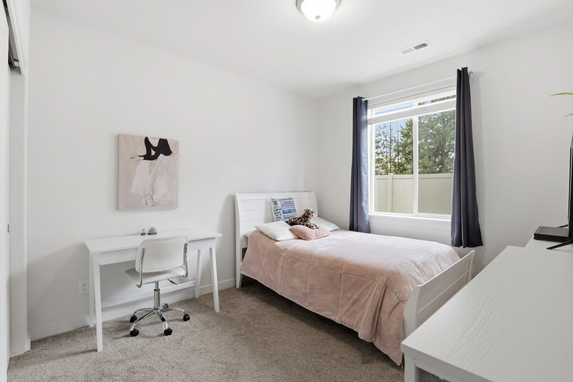 28_4495 may ella loop.jpg