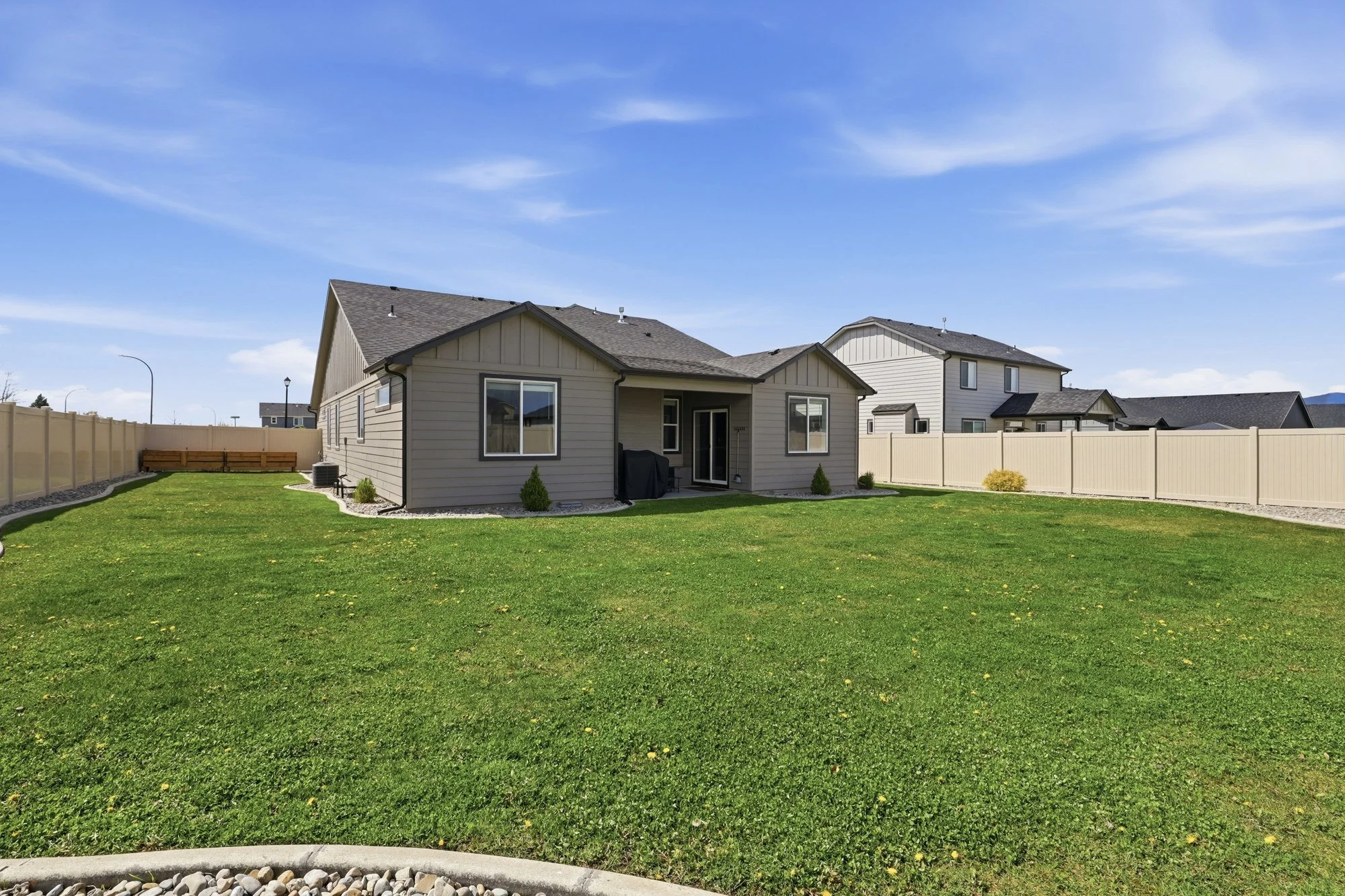 41_4495 may ella loop.jpg