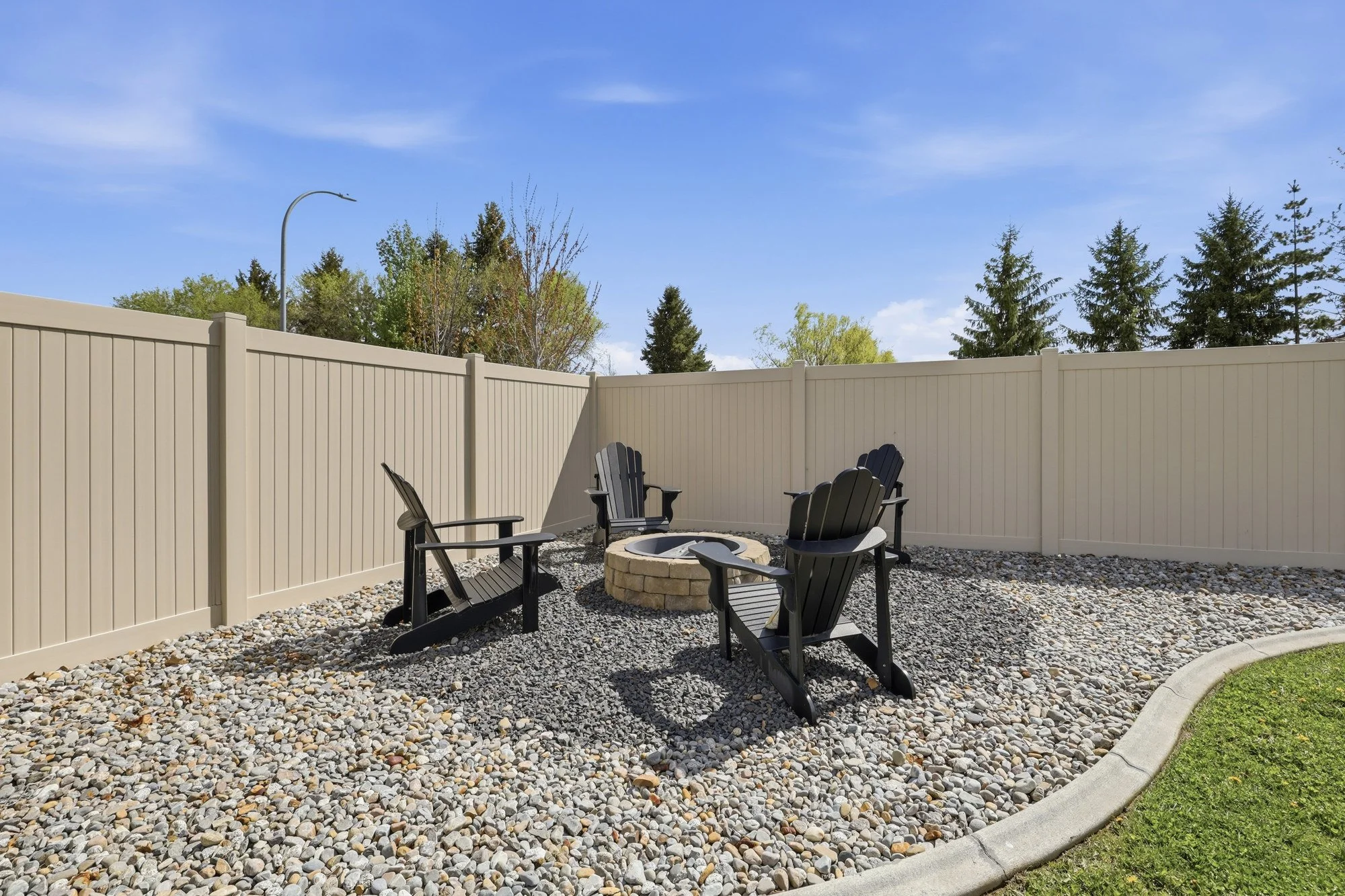 47_4495 may ella loop.jpg