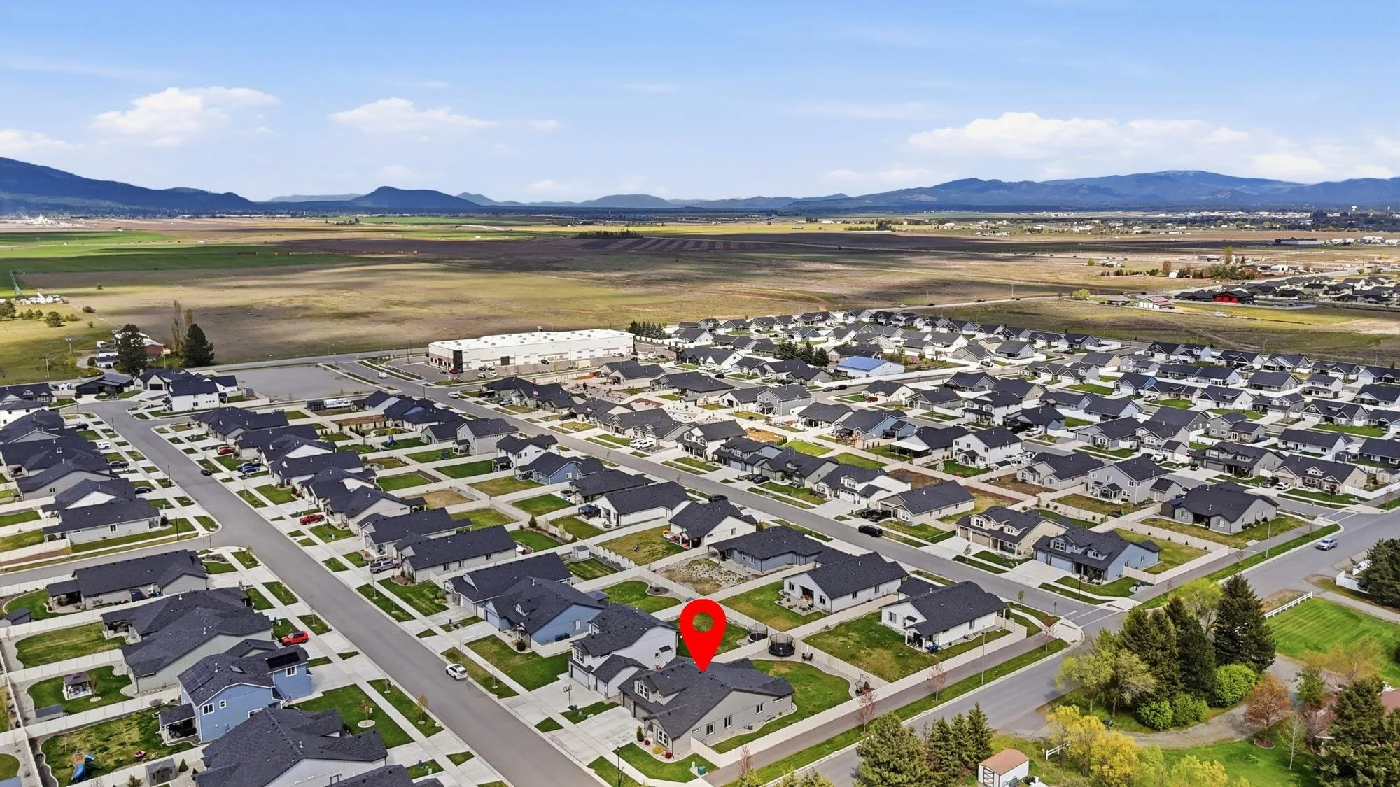 53_4495 may ella loop.jpg