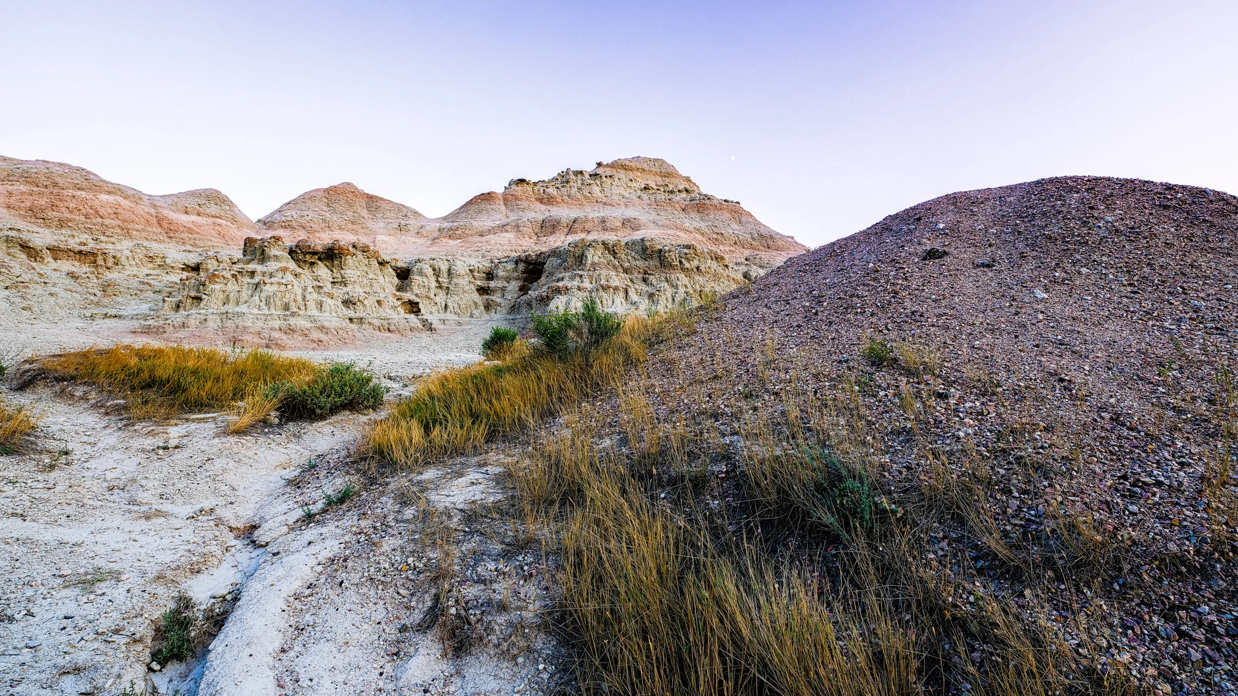 Badlands Mound.jpg
