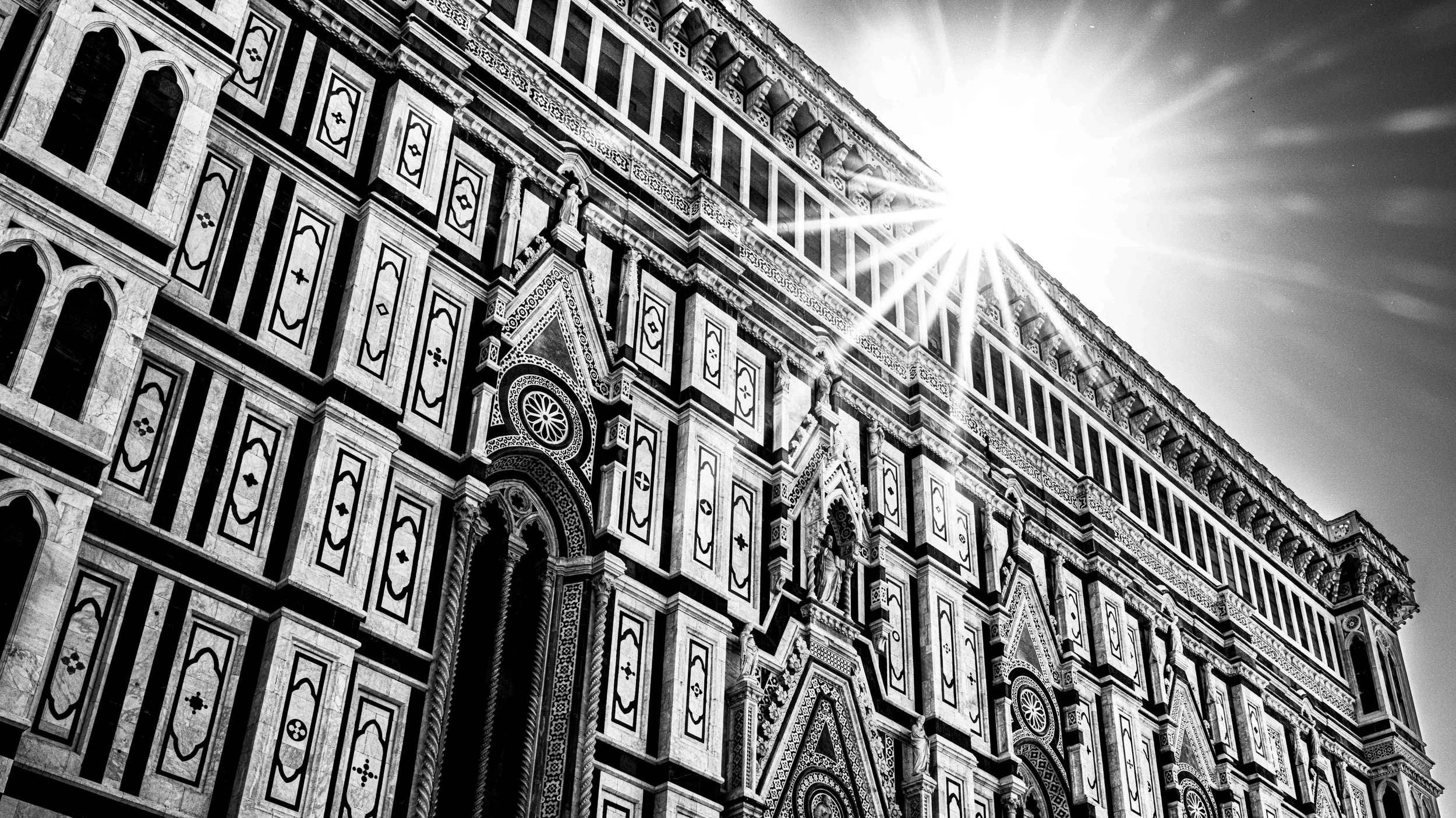 Santa Maria del Fiore Sun.jpg