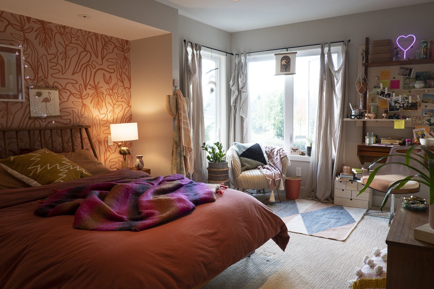 HelloGoodbye_Set Stills (1 of 10).jpg