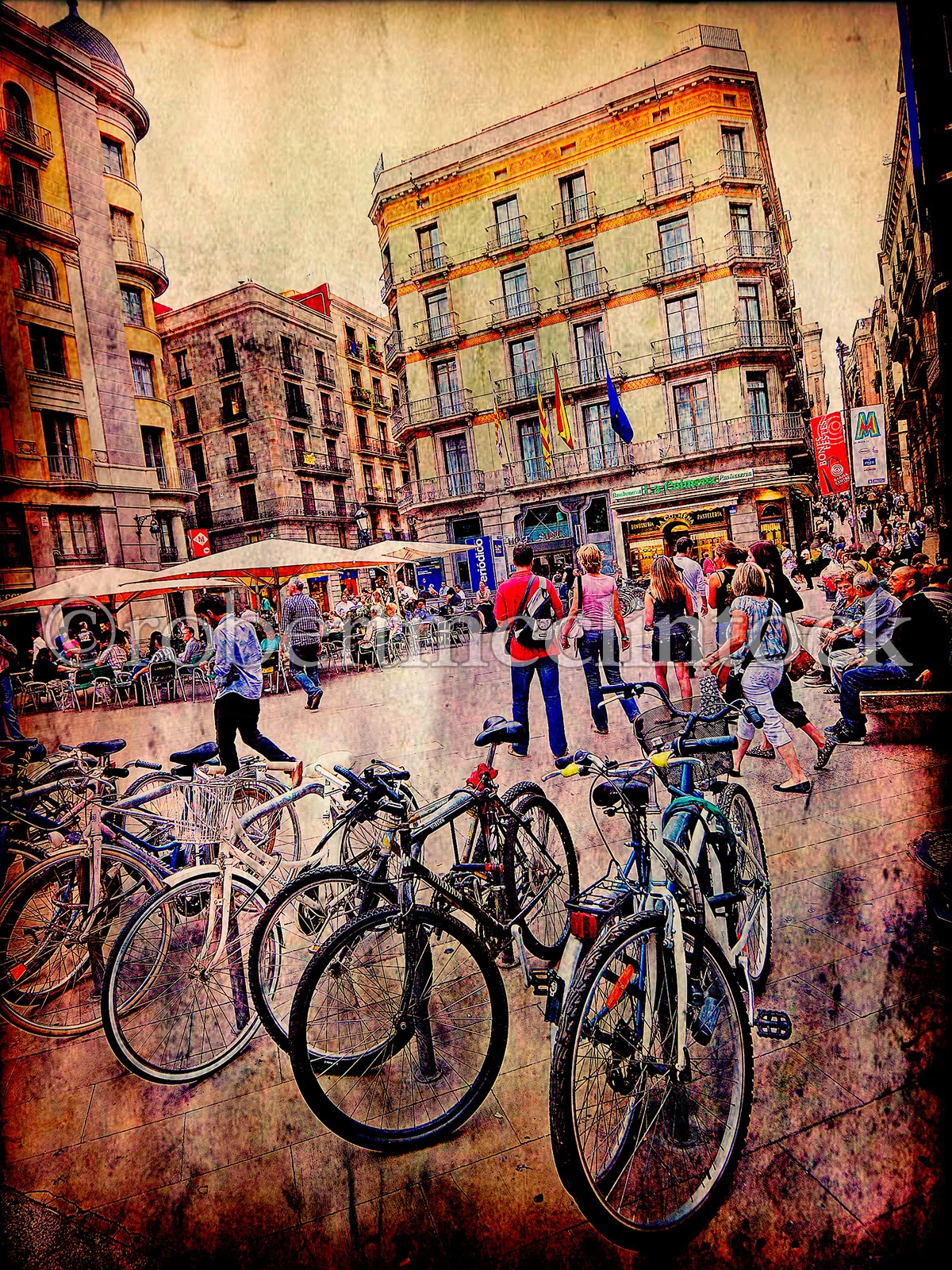 barca-plaza-bikes-1.jpg