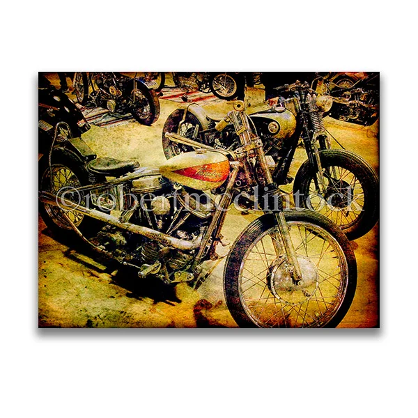 "TWO BIKES LOW SIDE" - MOTO