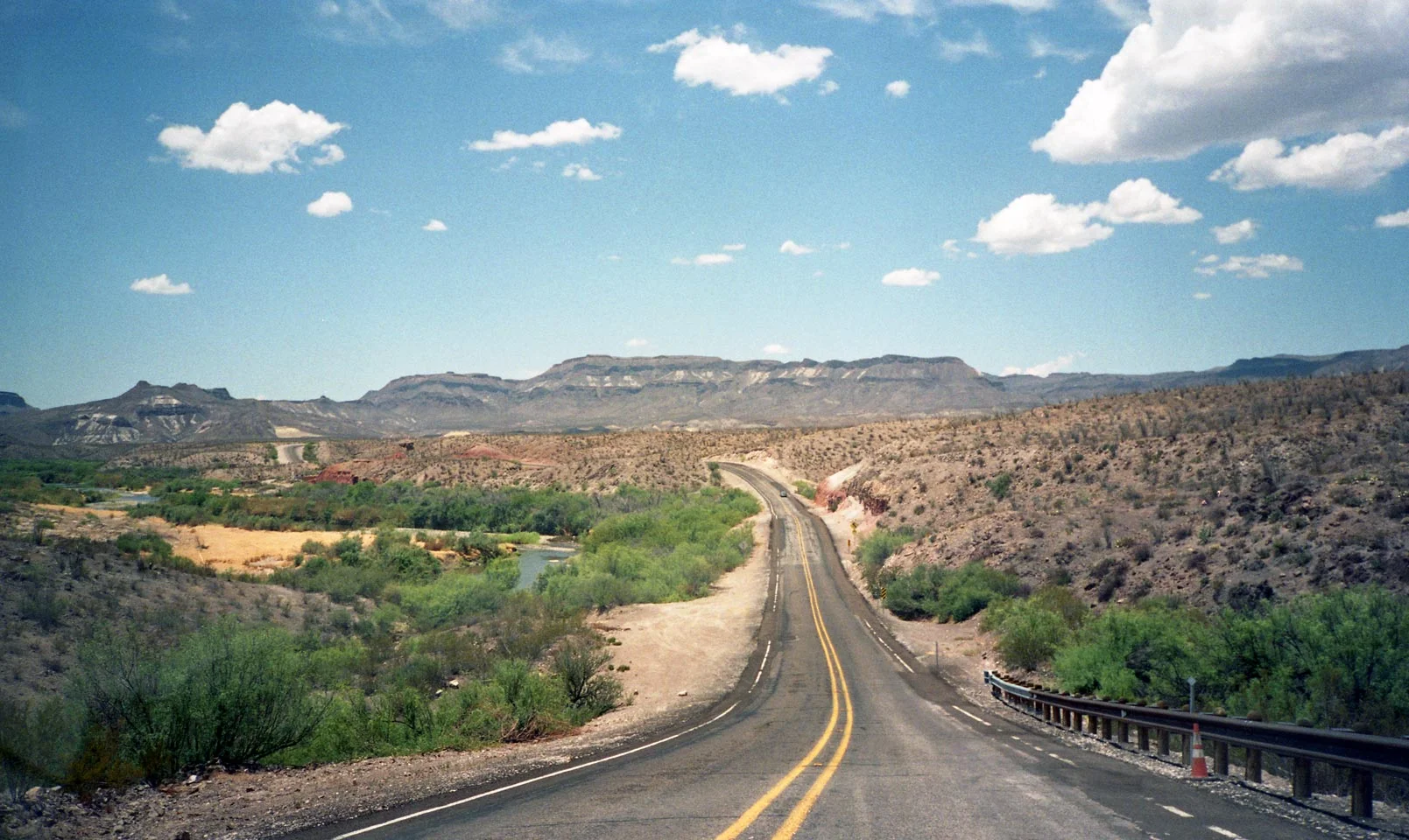 37_road1.jpg