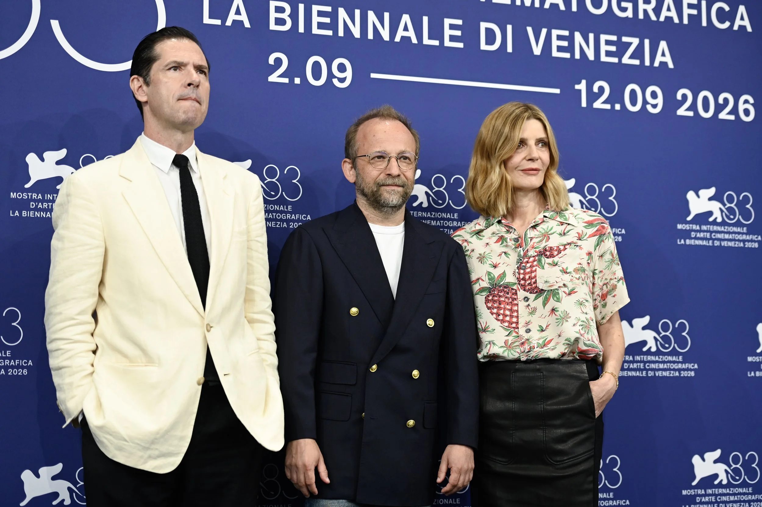 122098-PHOTOCALL_-_UN_PEU_AVANT_MINUIT__ONE_MINUTE_TO_MIDNIGHT__-_M._Poupaud__N._Pariser__C._Mastroianni__ph._Aleksander_Kalka_-_Courtesy_Archivio_Storico_La_Biennale_di_Venezia___1_.jpg