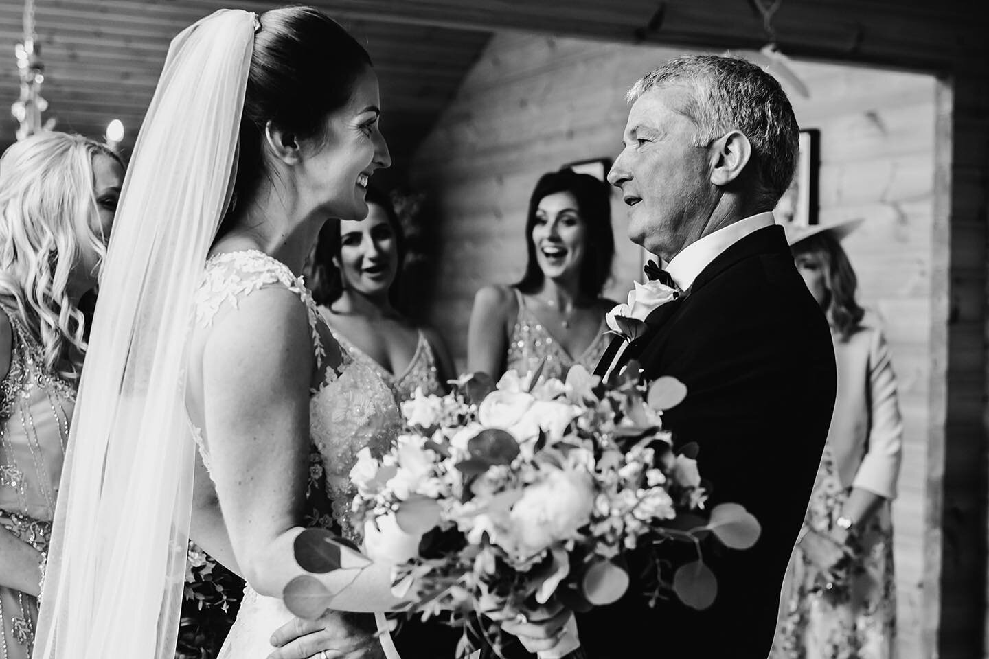 A precious father - daughter moment &hearts;️
&bull;

Planning to get married 2020, 2021 or 2022? Get in touch for booking availability, message me for more details, don&rsquo;t miss out!

&bull;
#bride2020 #imgettingmarried2020
#rusticwedding #2020b