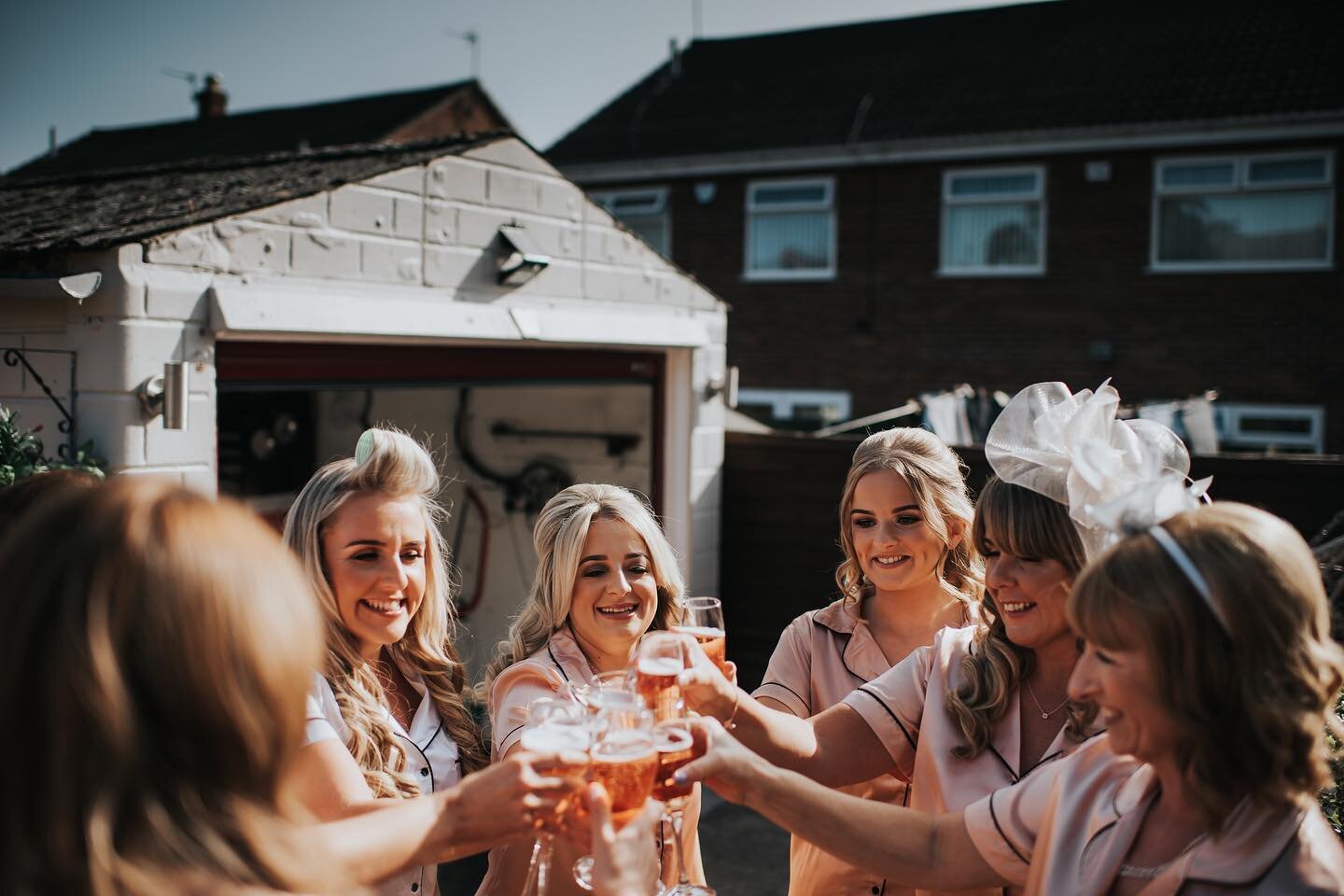 This time last week 🌟&hearts;️ 💍 
&bull;

Planning to get married 2020, 2021 or 2022? Get in touch for booking availability, message me for more details, don&rsquo;t miss out!

&bull;
#bride2021 #imgettingmarried2021
#rusticwedding #2021bride  #202