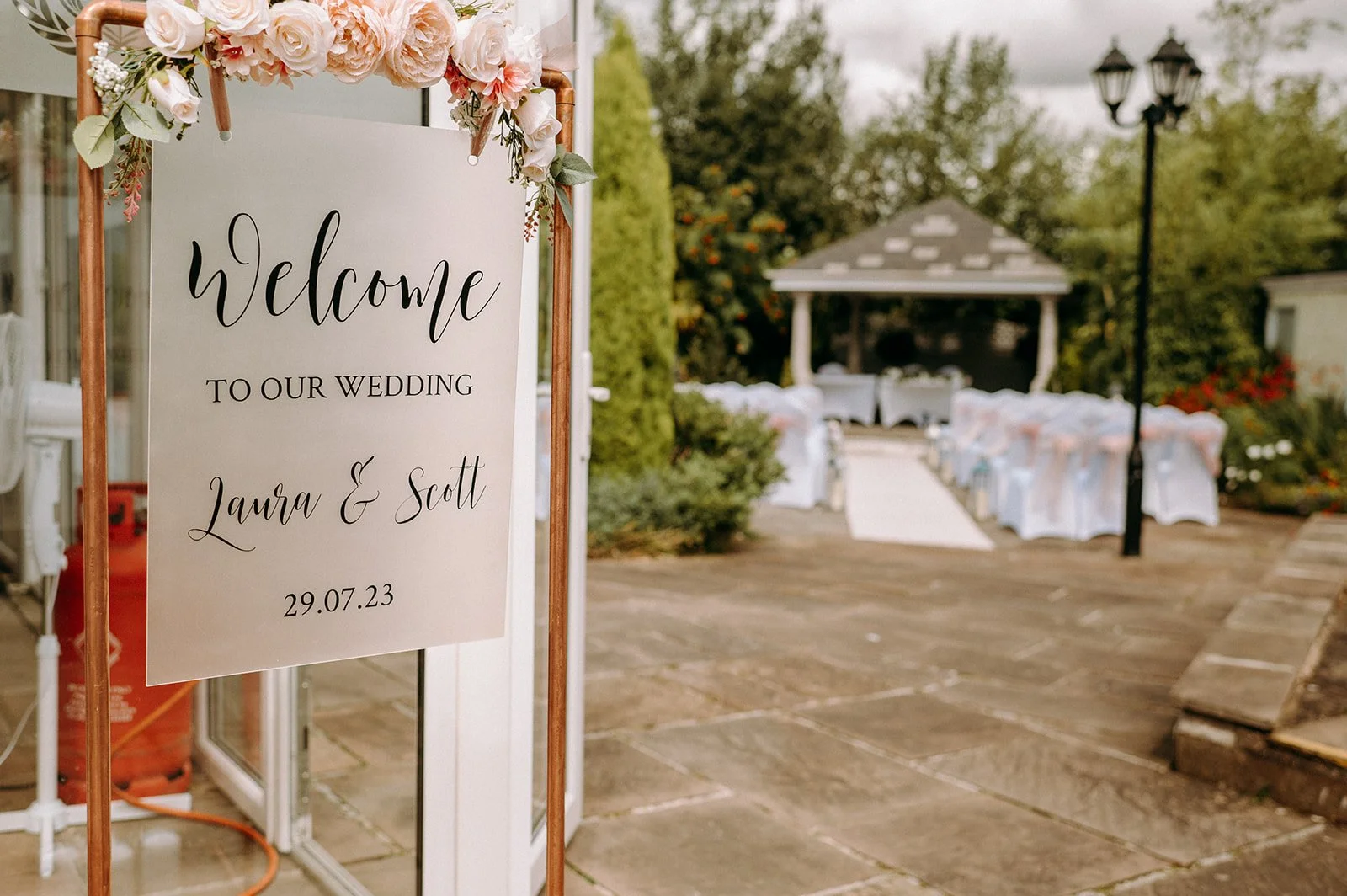 Laura & Scott -80_websize.jpg