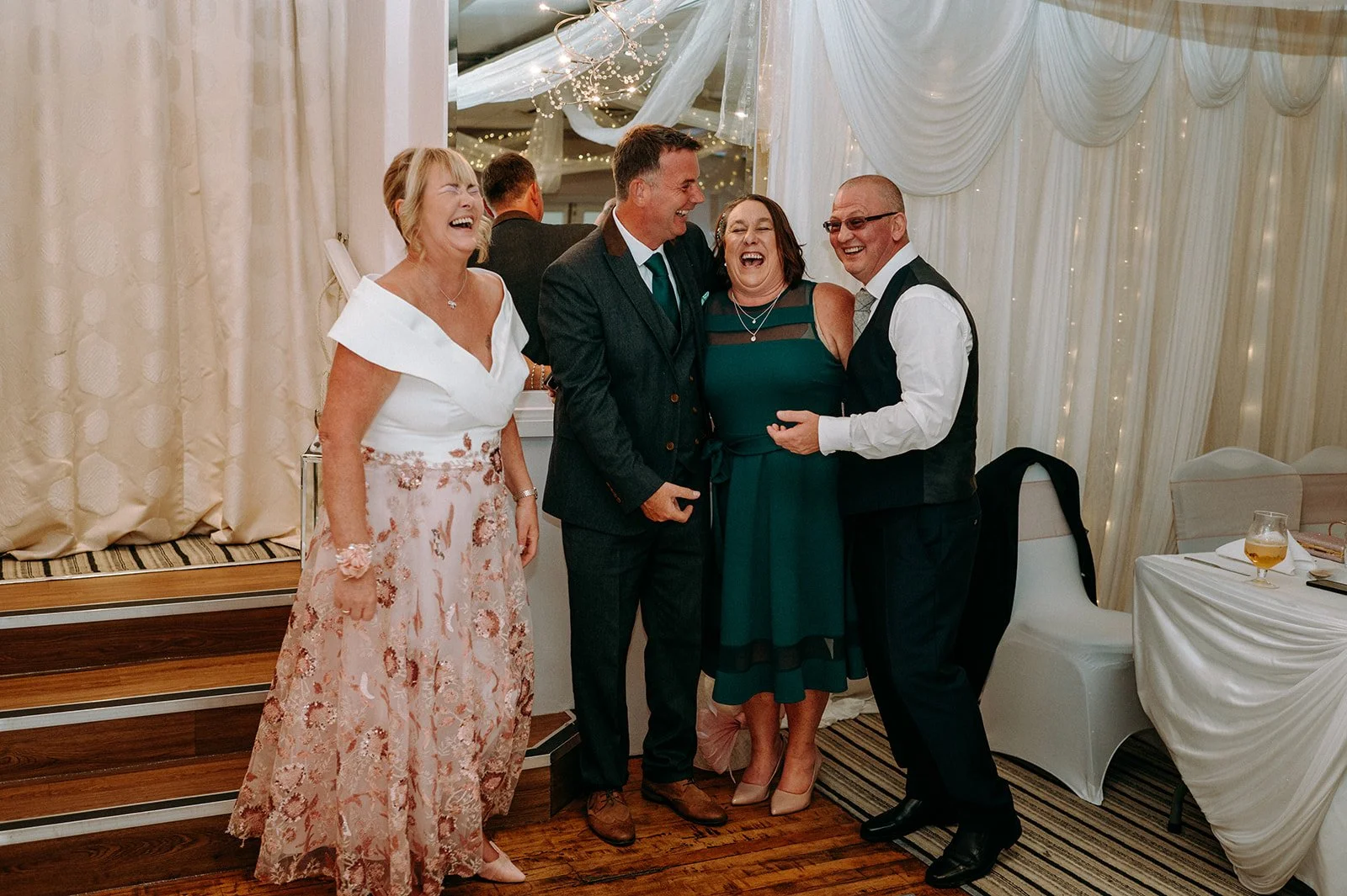 Laura & Scott -468_websize.jpg