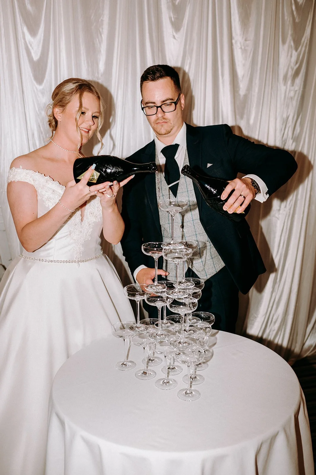 Laura & Scott -481_websize.jpg