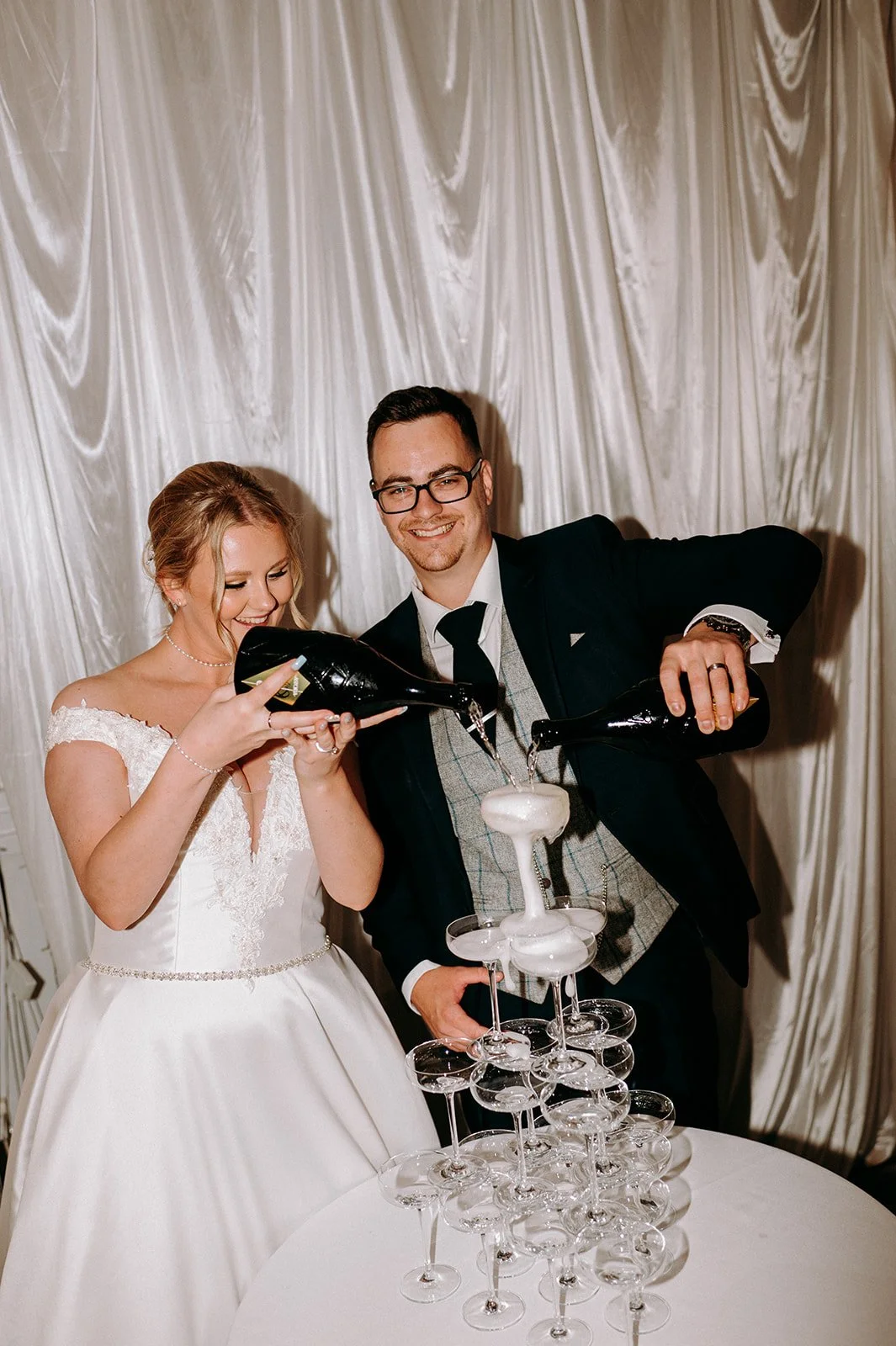 Laura & Scott -487_websize.jpg