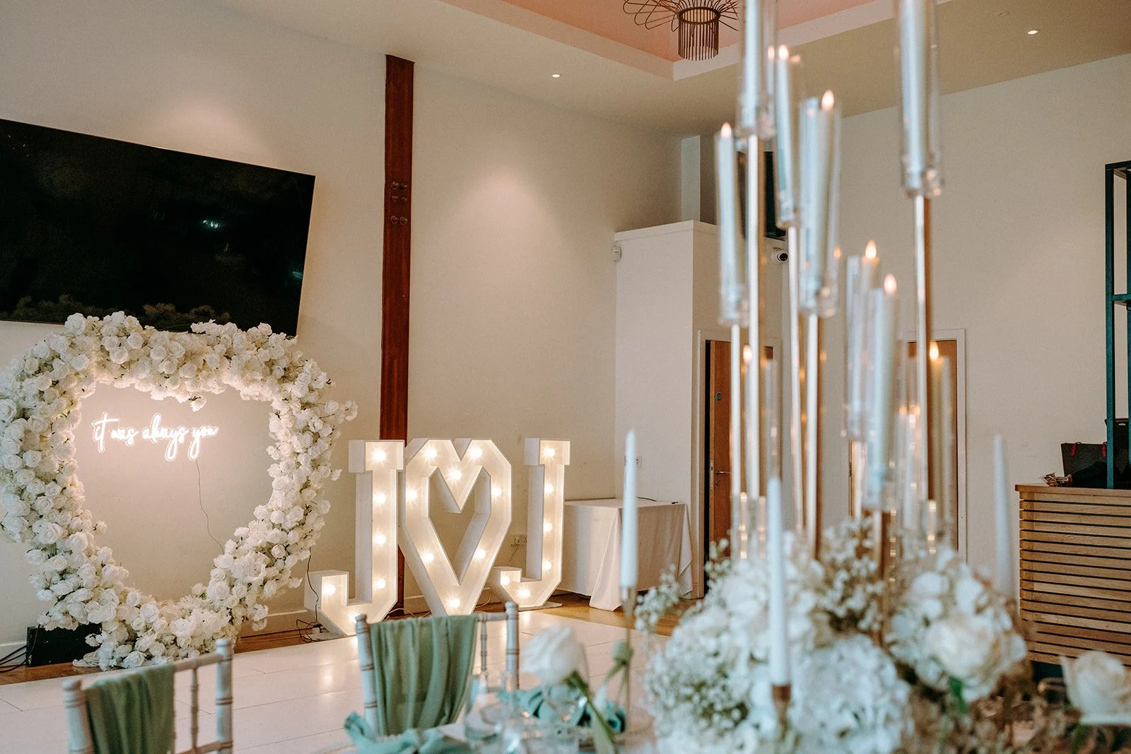 J&J Wedding Day -23_websize.jpg