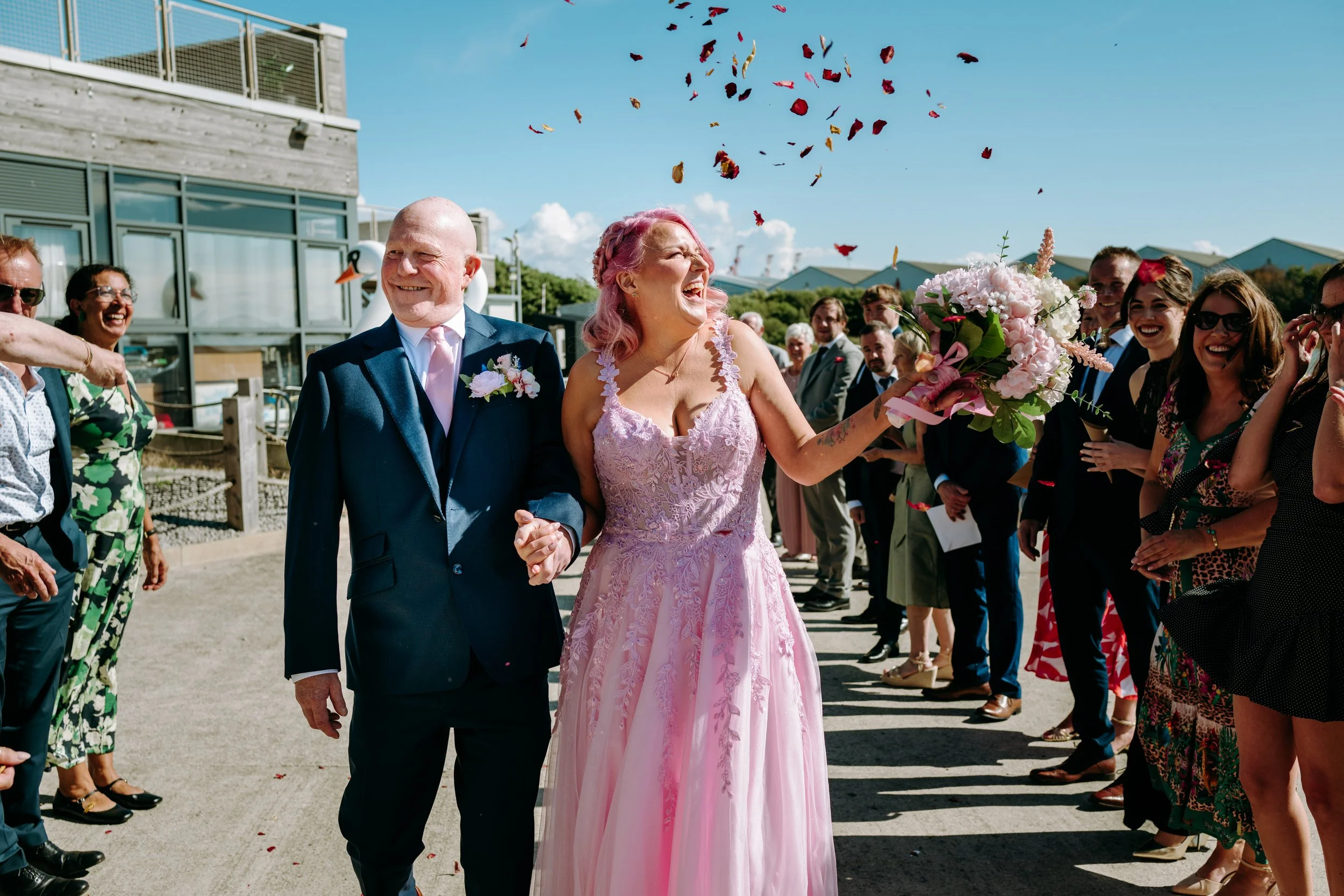 M&R-Wedding Day Previews -33.jpg