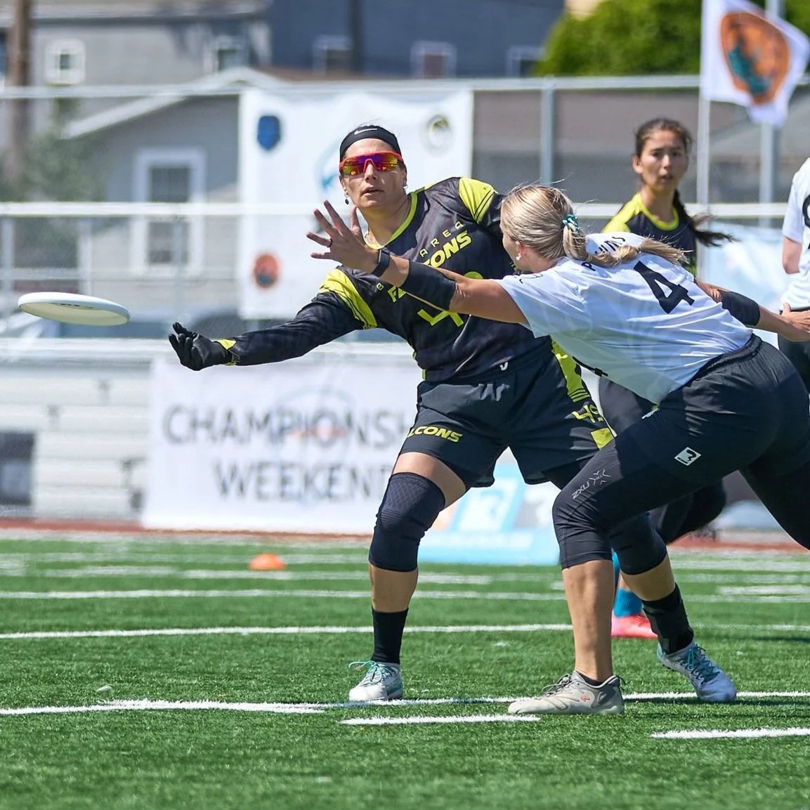 Fennig throwing a flick