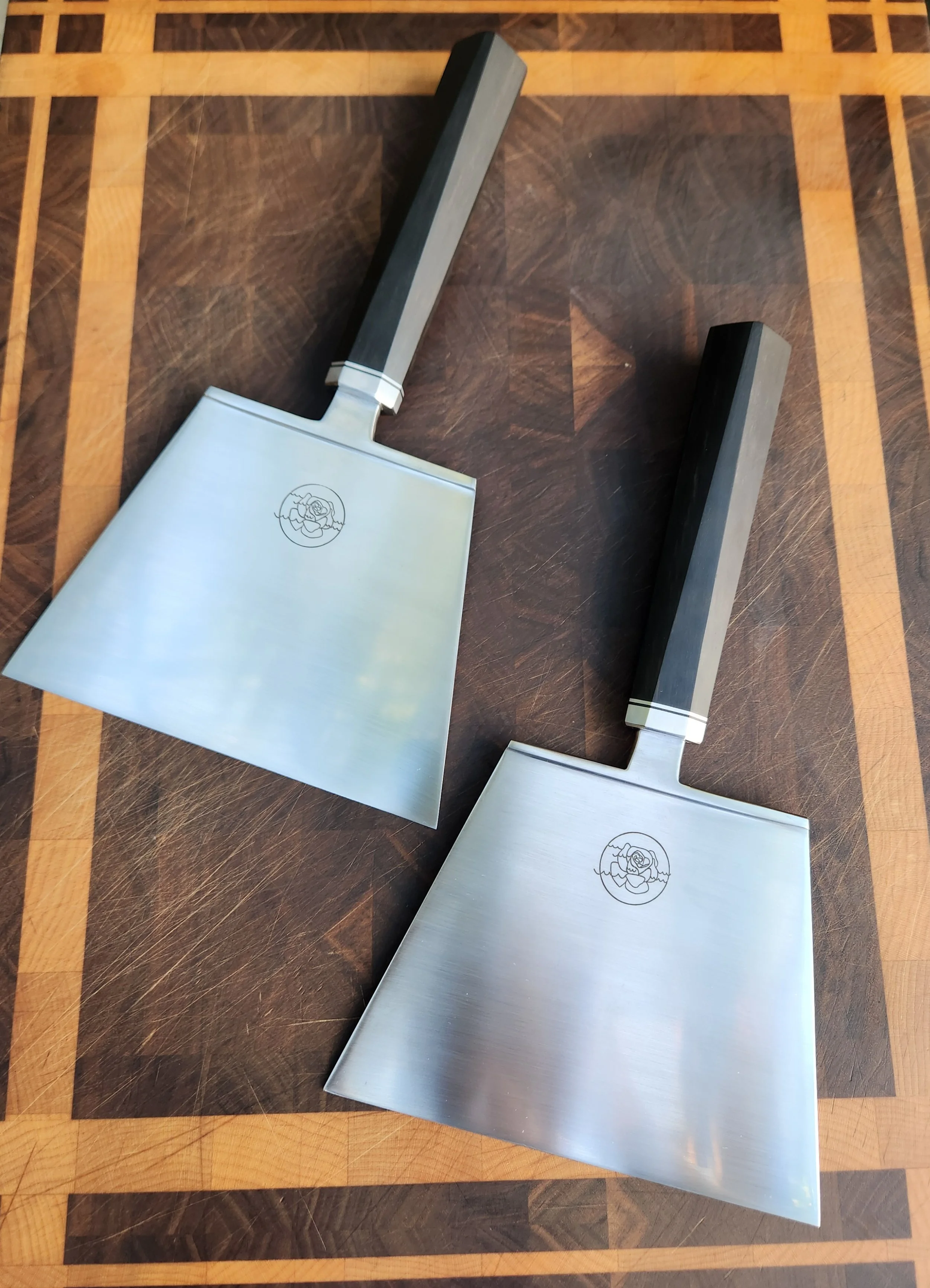 Sea Rose custom paddles