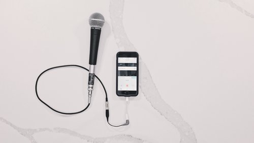How to Record Professional Audio on an iPhone with External Microphone — Mediashi