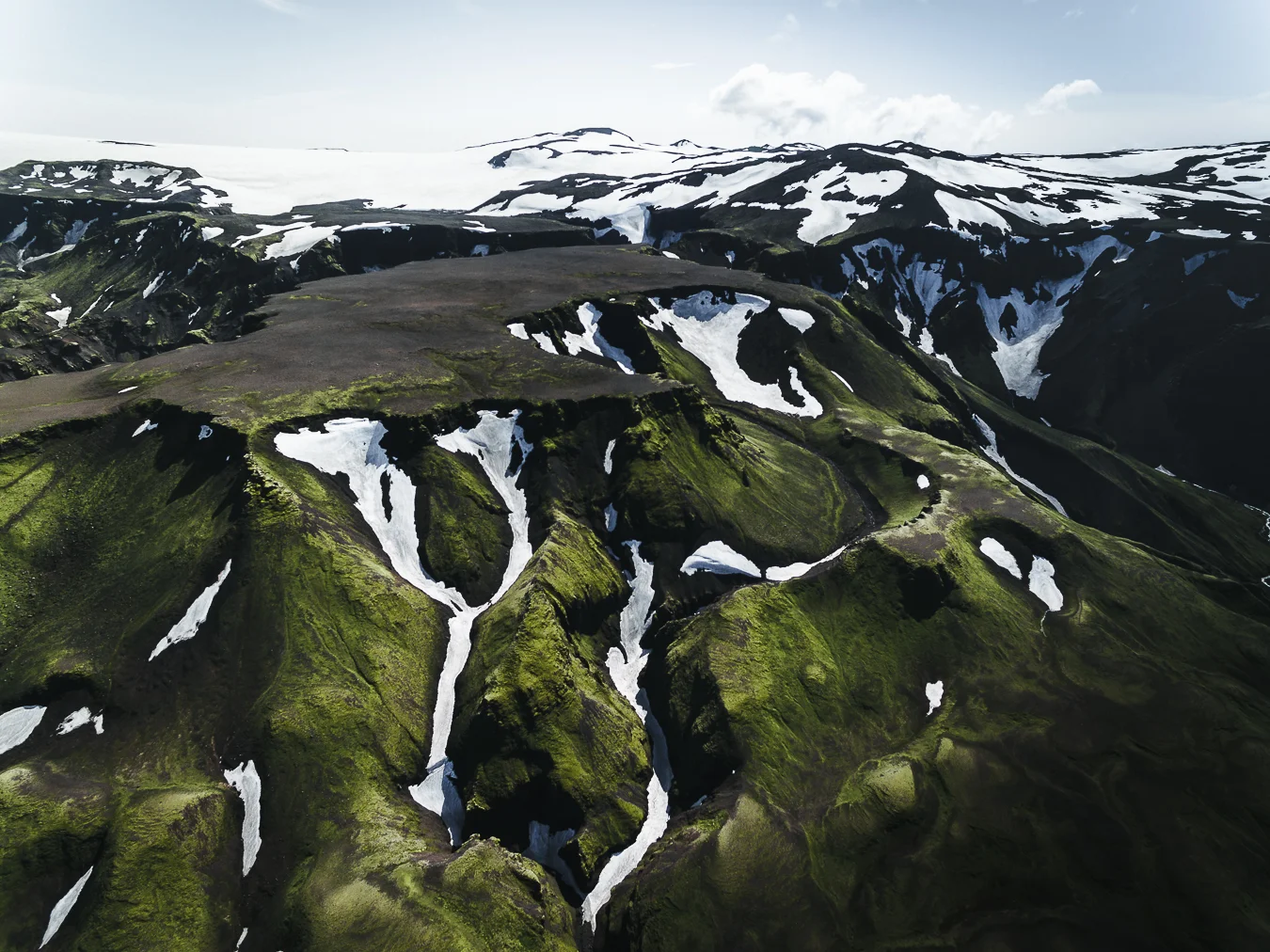 gabornagy_volcano_huts39.jpg