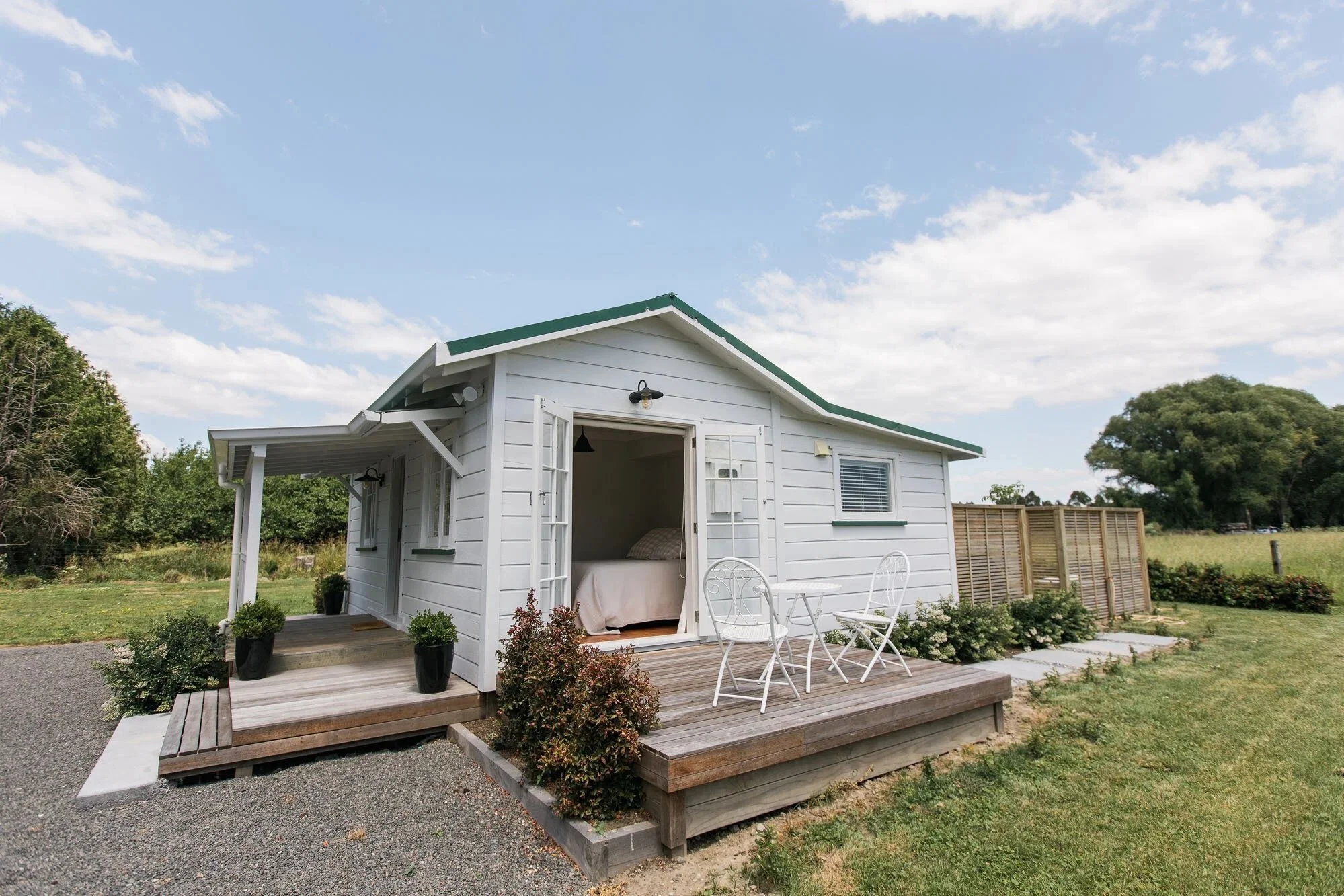 Albert_Cottage_02.jpg