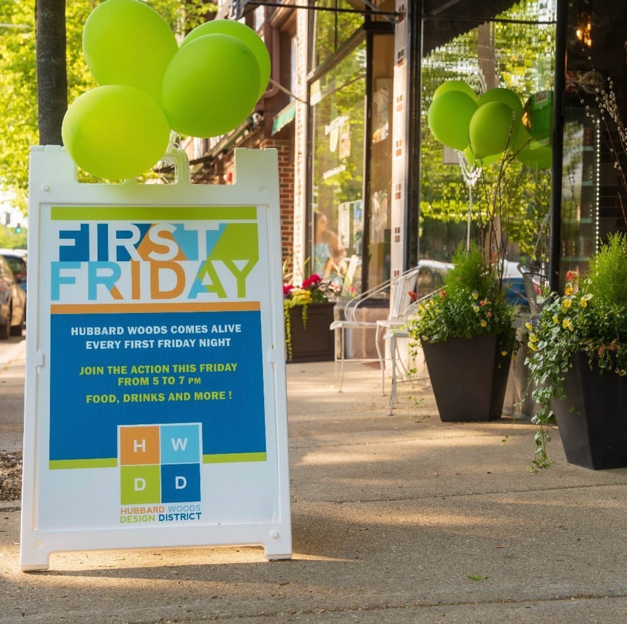 TOMORROW!!
Join Hubbard Woods for September&rsquo;s First Friday 5pm-7pm!
.
.
.
.
#firstfriday #hubbardwoods #hwdd_winnetka #winnetka #chicago #chicagonorthshore #shoplocal