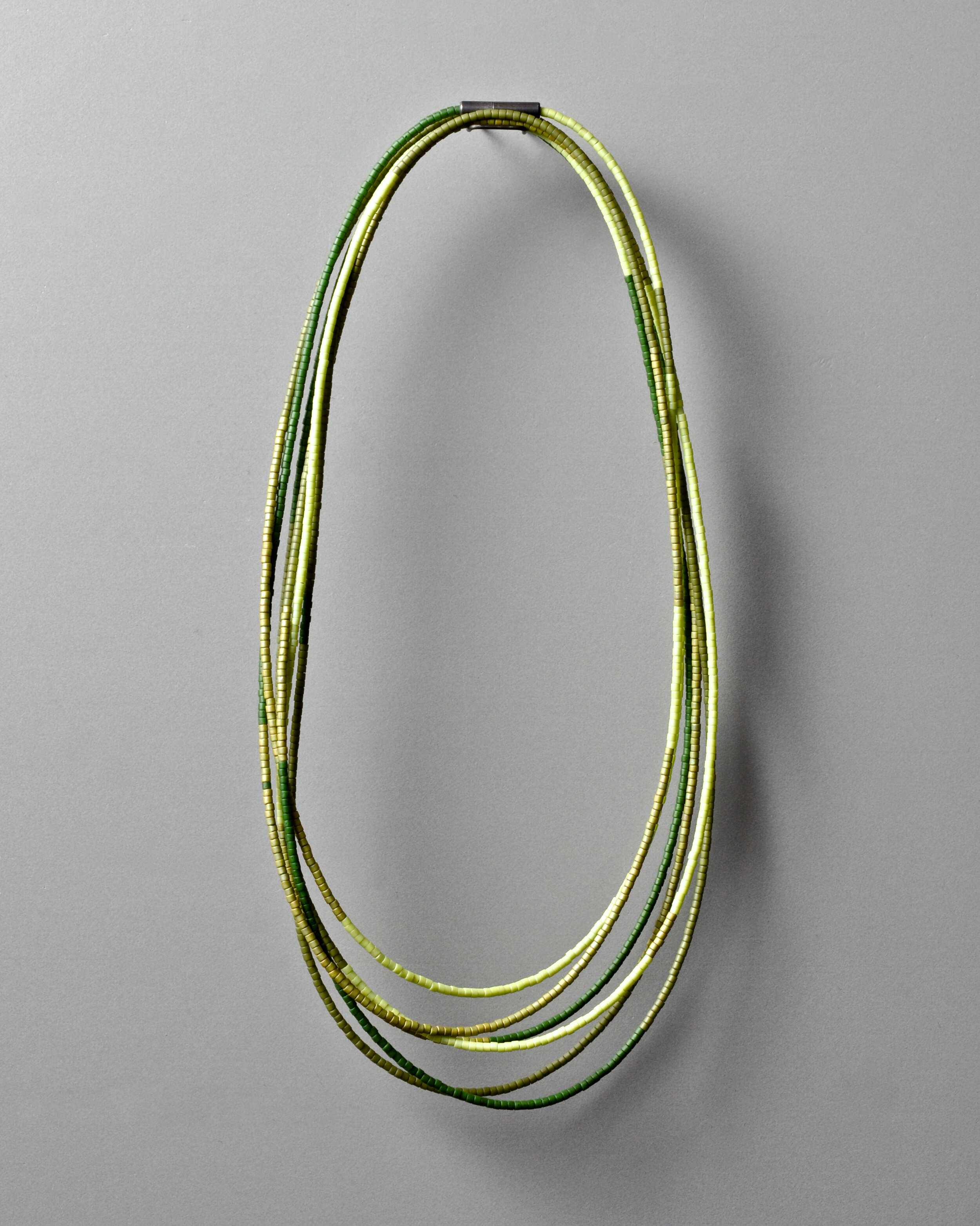 ivysweepnecklace_juliaturner.jpg
